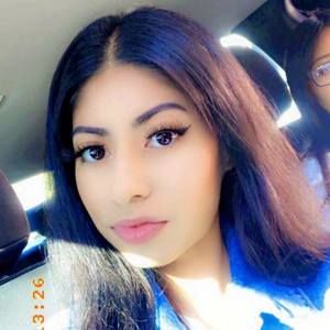 Meet your Posher, Celeste